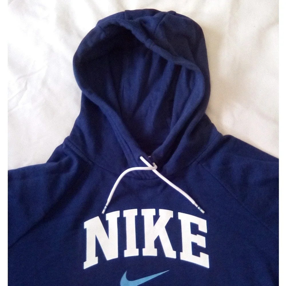 Vintage Navy Blue Nike Hoodie Size (LG)